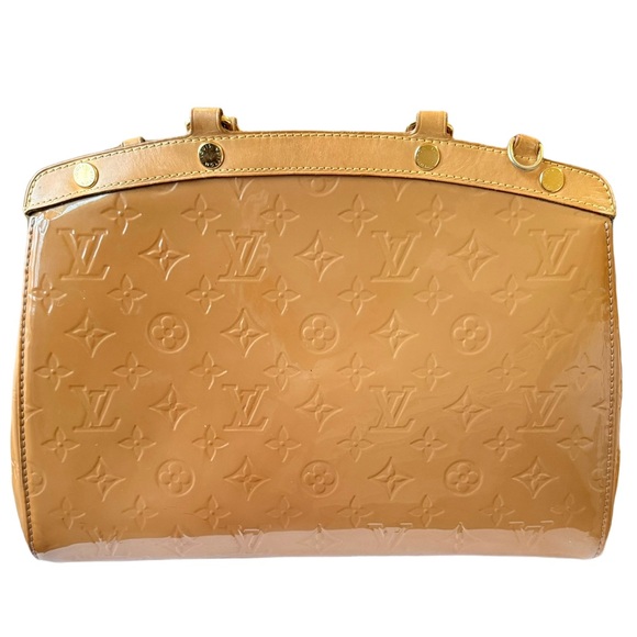 Louis Vuitton Monogram Vernis Brea MM Bag - Picture 4 of 15